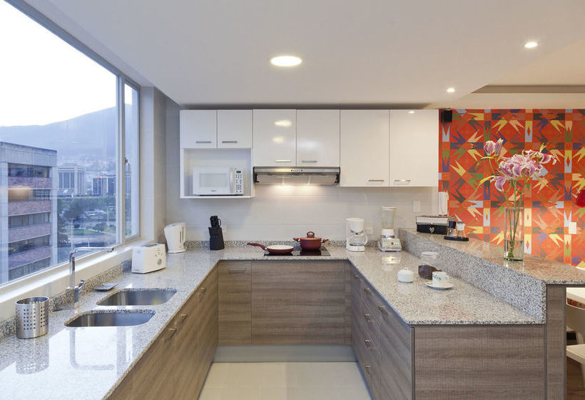 Papagayo City | Quito | Pichincha | Ecuador 11