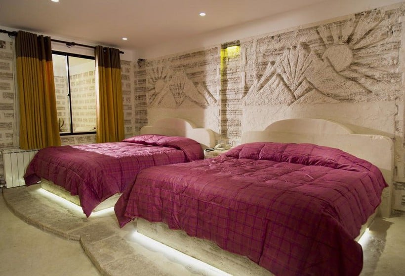 Hotel de Sal Cristal Samaña | Colchani | Bolivia | América del Sur 10