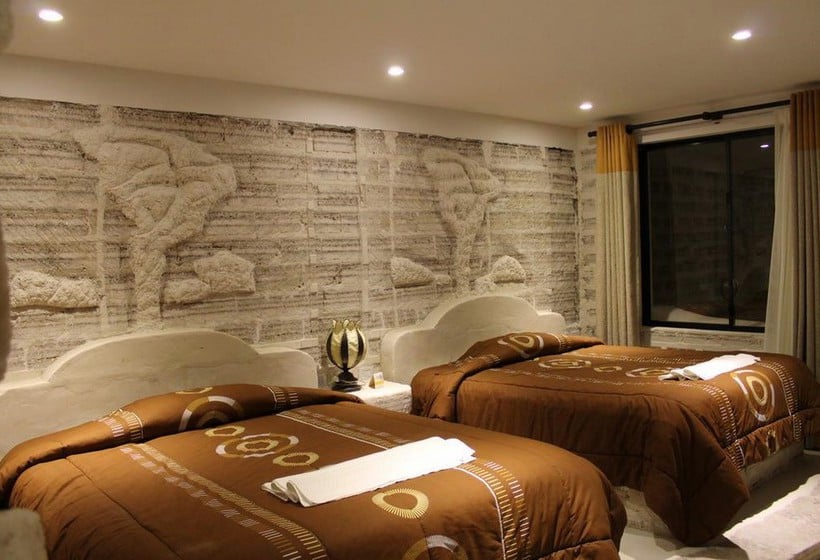 Hotel de Sal Cristal Samaña | Colchani | Bolivia | América del Sur 5