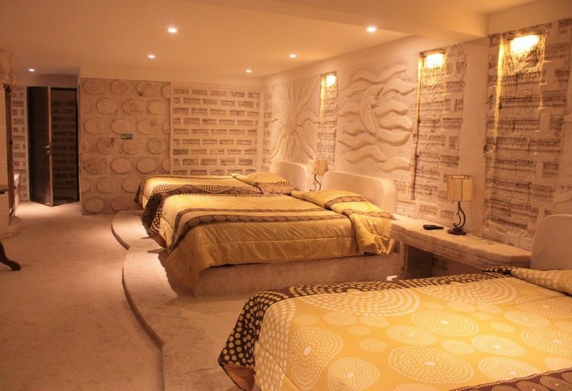Hotel de Sal Cristal Samaña | Colchani | Bolivia | América del Sur 7