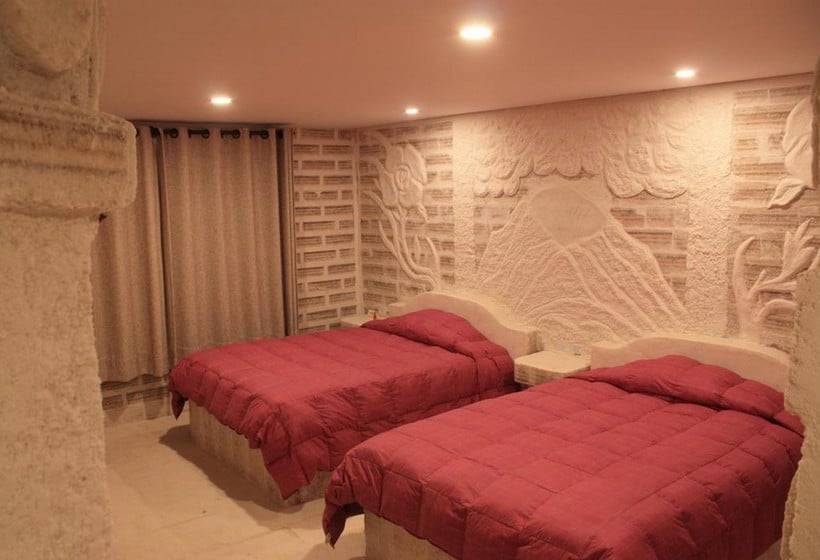 Hotel de Sal Cristal Samaña | Colchani | Bolivia | América del Sur 8