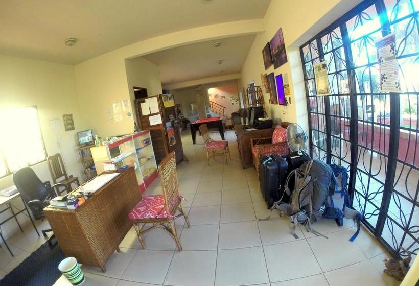 Casa Alta Hostel | Ciudad del Este | Paraguay | América del Sur 1