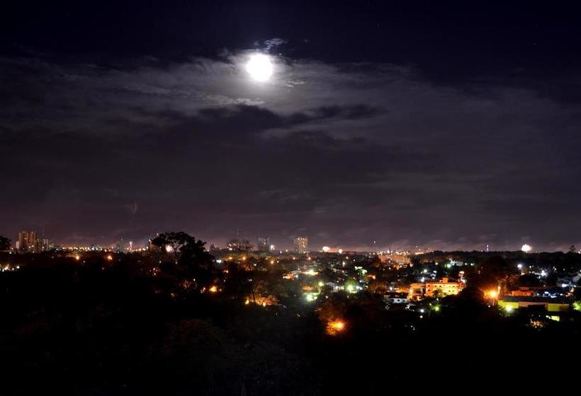 Casa Alta Hostel | Ciudad del Este | Paraguay | América del Sur 2