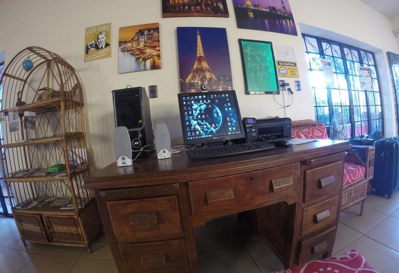 Casa Alta Hostel | Ciudad del Este | Paraguay | América del Sur 3