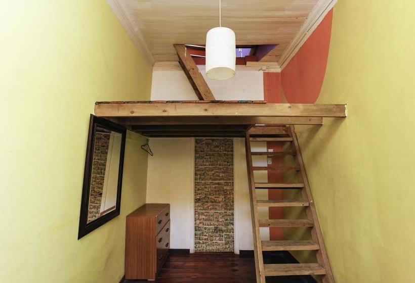 Albergue Hostal Casa Verde Limón | Valparaíso | Valparaiso | Chile 4