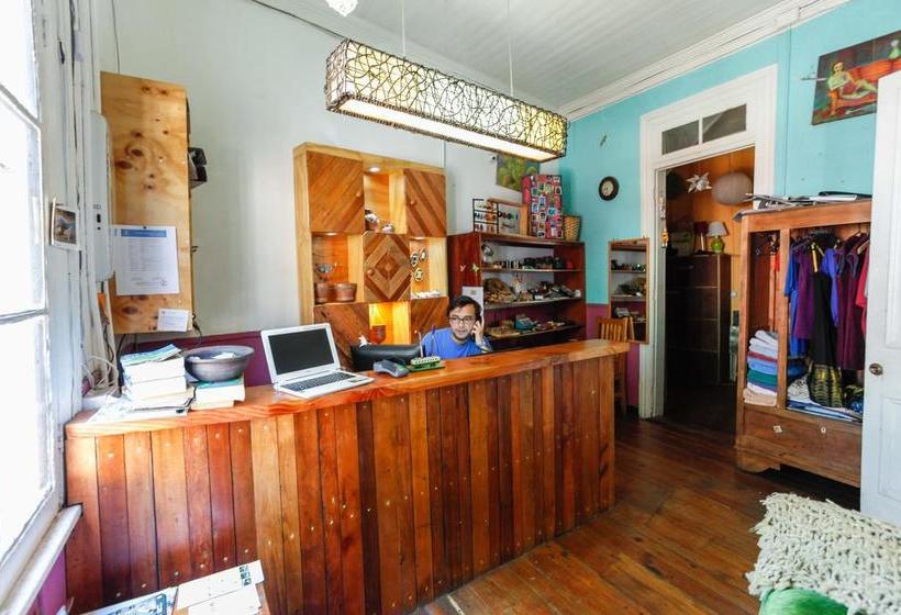 Albergue Hostal Casa Verde Limón | Valparaíso | Valparaiso | Chile 5