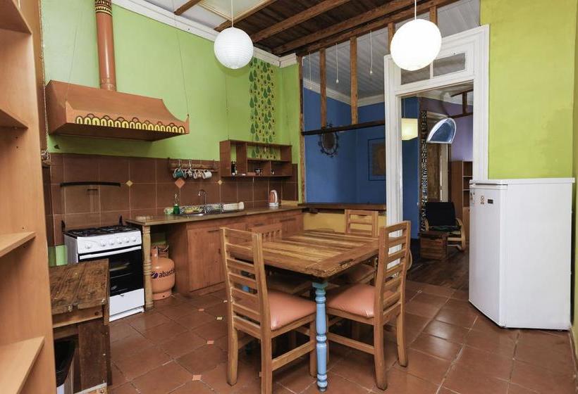 Albergue Hostal Casa Verde Limón | Valparaíso | Valparaiso | Chile 9