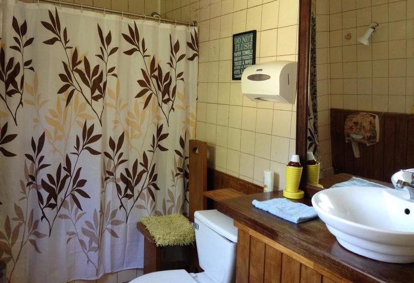 Hostel Vermont Backpackers | Puerto Varas | Los Lagos | Chile 17