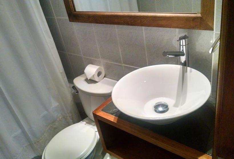 Hostal Buena Estancia | Punta Arenas | Magallanes y Antartica | Chile 12