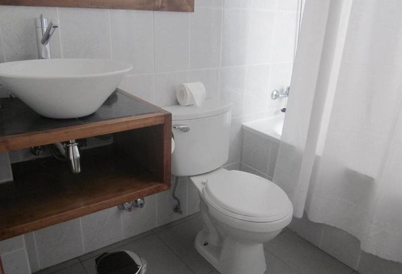 Hostal Buena Estancia | Punta Arenas | Magallanes y Antartica | Chile 14