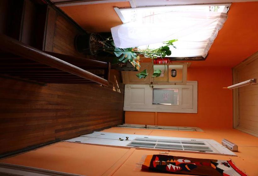 Voyage Hostel | Valparaíso | Valparaiso | Chile 13