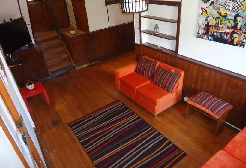 Mandala Hostel | Valparaíso | Valparaiso | Chile 17