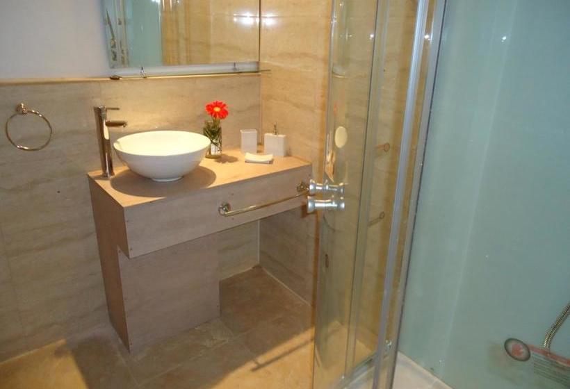 Mandala Hostel | Valparaíso | Valparaiso | Chile 8