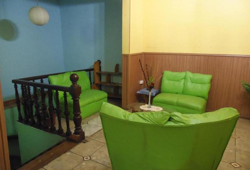 Hostal Tricontinental | Valparaíso | Valparaiso | Chile 10