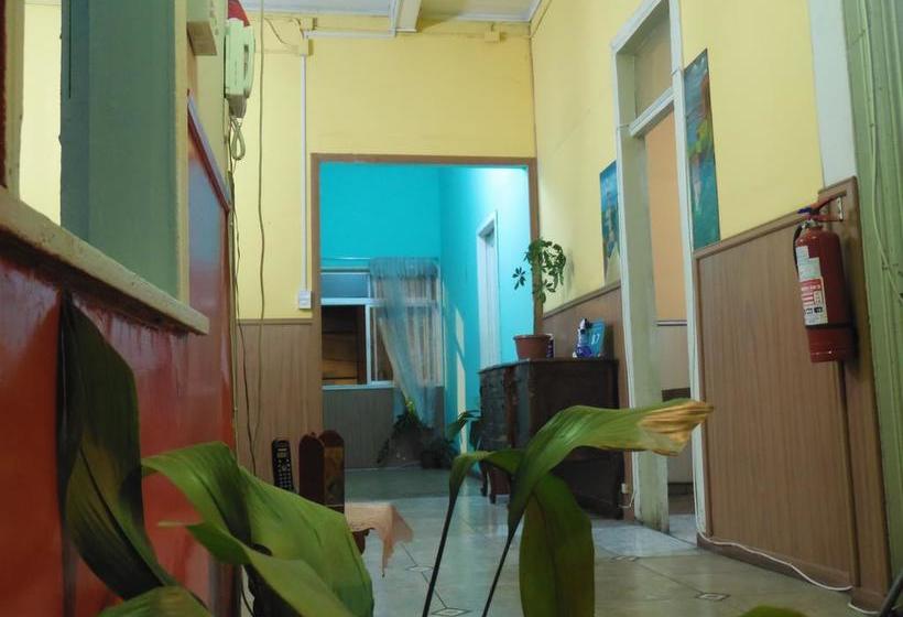 Hostal Tricontinental | Valparaíso | Valparaiso | Chile 2