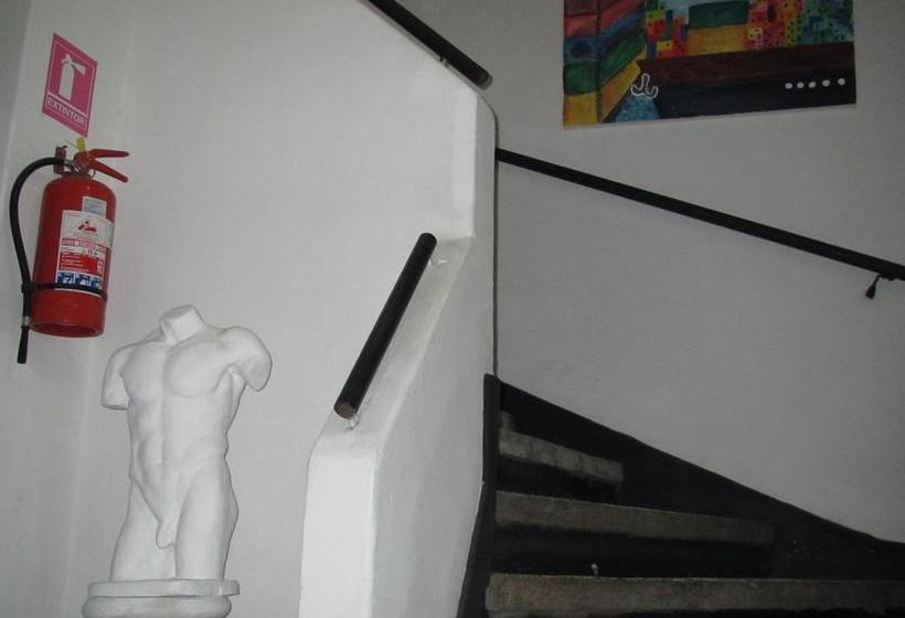 Hostal Roma | Valparaíso | Valparaiso | Chile 6