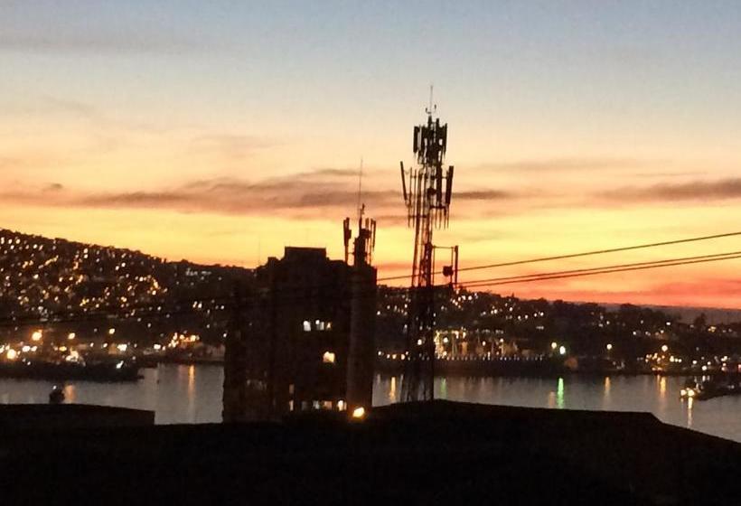 Hostal Juanita Lazo | Valparaíso | Valparaiso | Chile 4