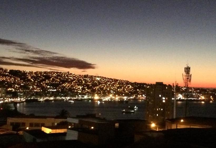 Hostal Juanita Lazo | Valparaíso | Valparaiso | Chile 5