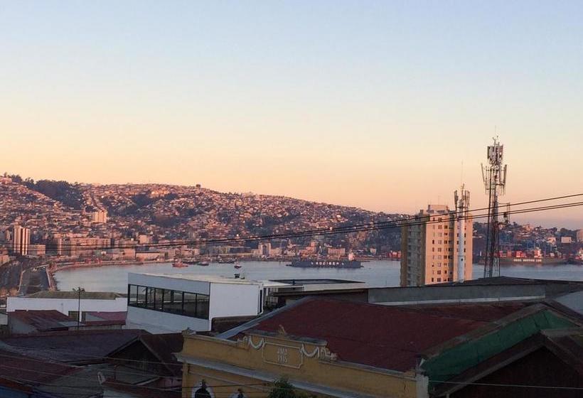 Hostal Juanita Lazo | Valparaíso | Valparaiso | Chile 7