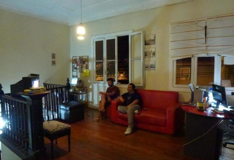 Casaclub Hostel | Valparaíso | Valparaiso | Chile 10