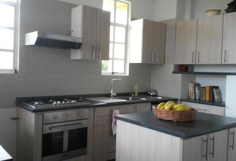 Hotel Hostal Escuela Pontoval | Valparaíso | Valparaiso | Chile 12