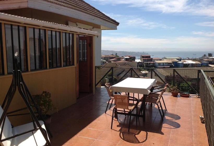 Hotel Hostal Escuela Pontoval | Valparaíso | Valparaiso | Chile 17