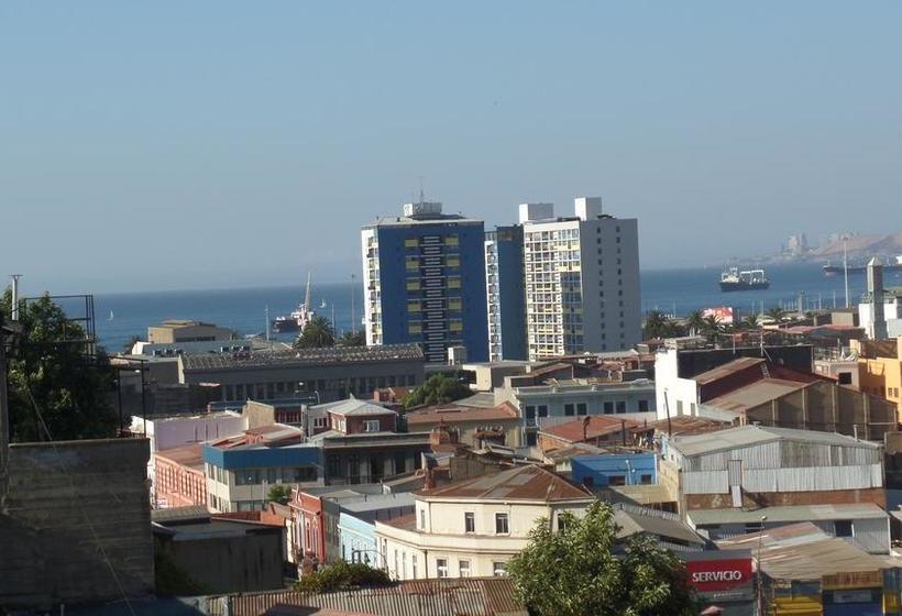 Bed and Breakfast Garivalpo Bed&Breakfast | Valparaíso | Valparaiso | Chile 8