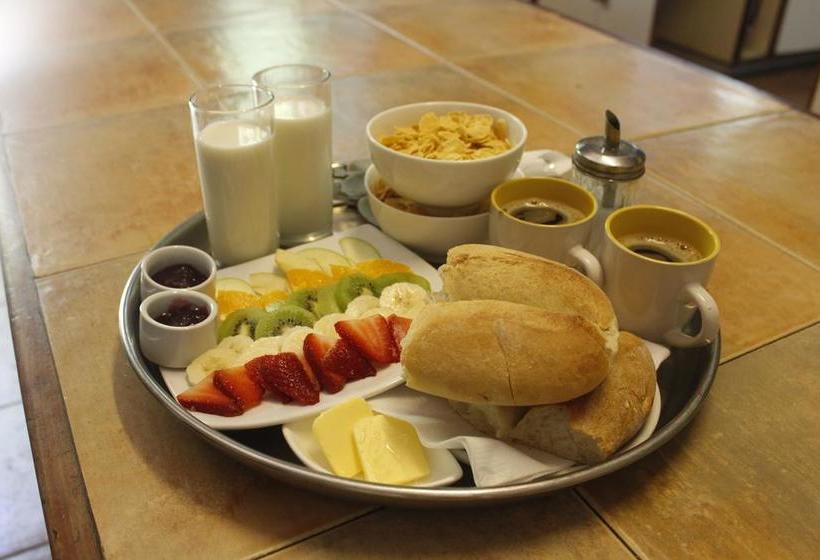 La Casa Roja Hostel | Santiago de Chile | Santiago | Chile 7