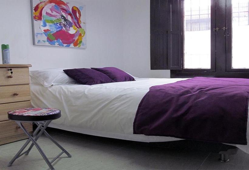 Bed & Wine Hostel | Santiago de Chile | Santiago | Chile 2