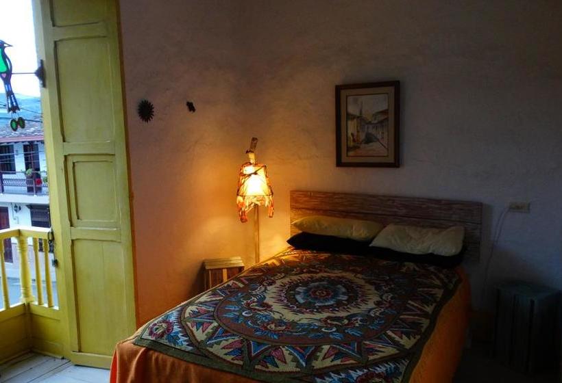 Bed and Breakfast La Casa Amarilla Jardín Antioquia