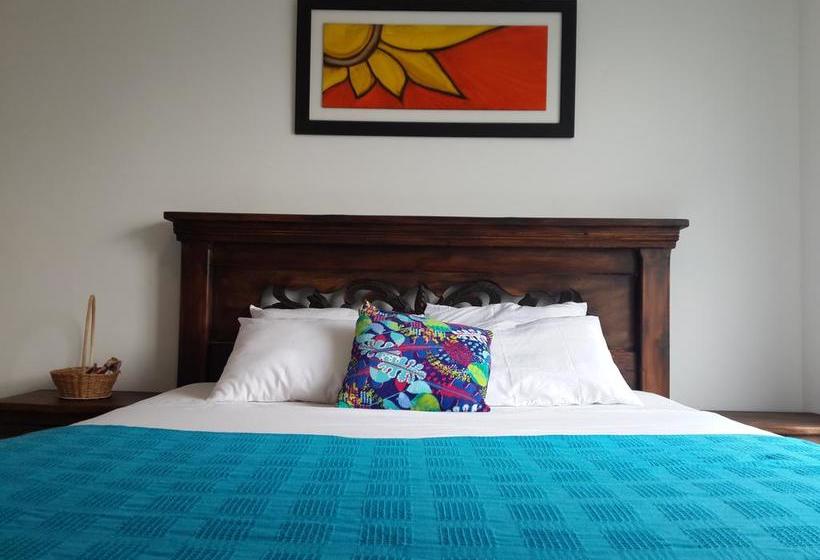 Bed and Breakfast Solar Villa El Eden | El Edén | Quindío | Colombia 3