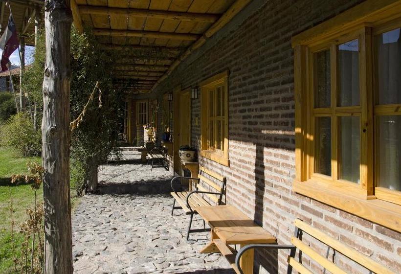 Hotel La Casa De Carlitos B&b | San José de Maipo | Santiago | Chile 12