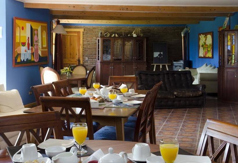 Hotel La Casa De Carlitos B&b | San José de Maipo | Santiago | Chile 2