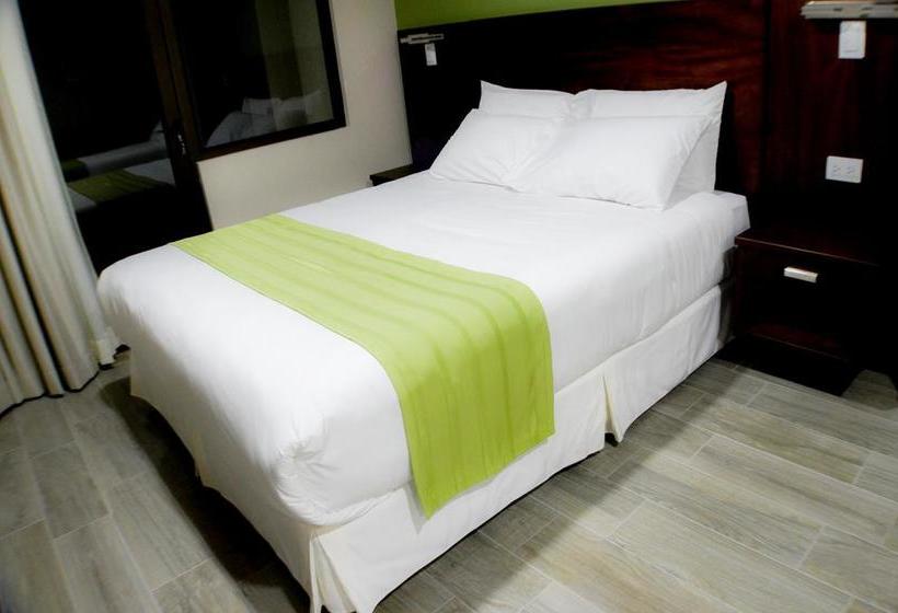 Hotel San Agustin Plaza | Latacunga | Cotopaxi | Ecuador 20