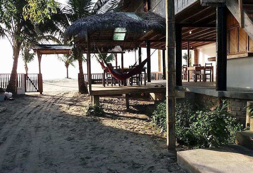 Hotel Casa Coral | Mompiche | Esmeraldas | Ecuador 13