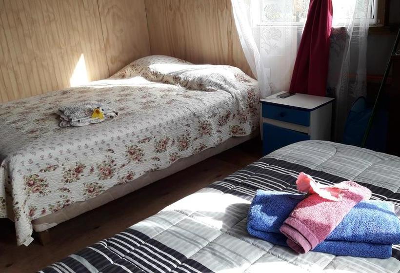 Hauromi Hostel | Hanga Roa | Valparaiso | Chile 1