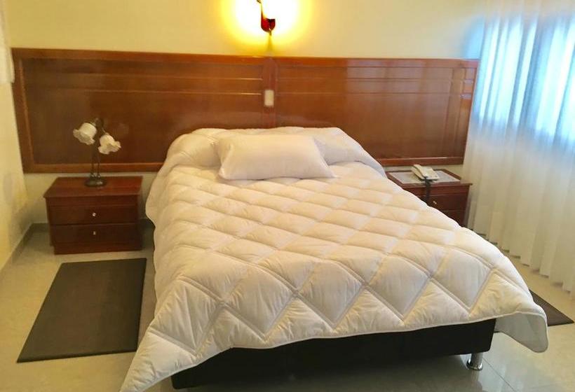 Hotel Azuay Duitama