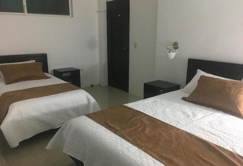 Hotel Blue Shark Galapagos | Puerto Ayora | Galápagos | Ecuador 19