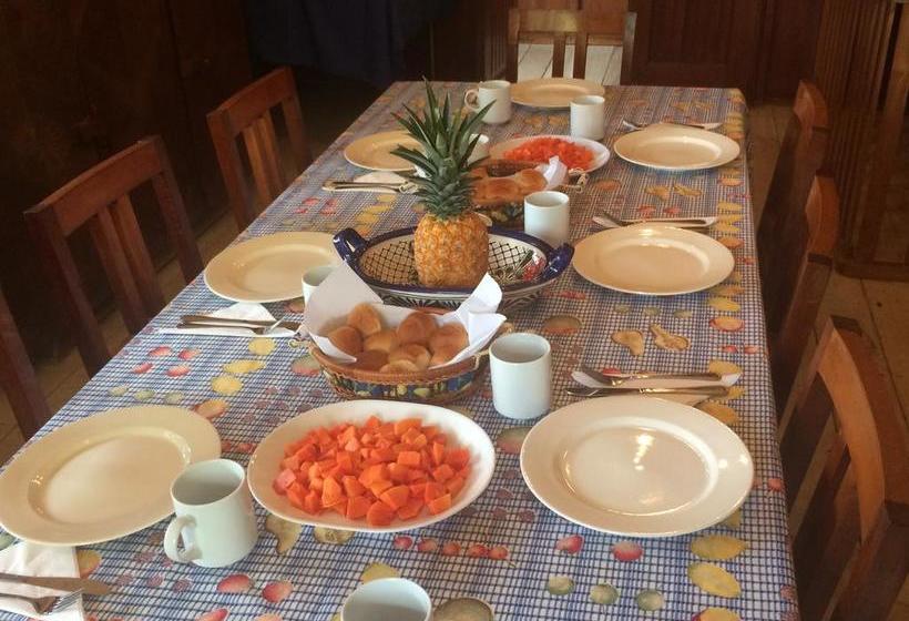 Bed and Breakfast Reserva Guadalajara | Salento | Quindío | Colombia 13