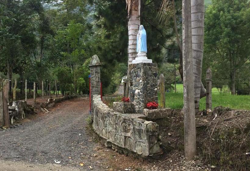 Bed and Breakfast Reserva Guadalajara | Salento | Quindío | Colombia 7