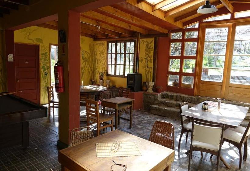 Albergue Hostal Los Castaños | San Alfonso | Santiago | Chile 2