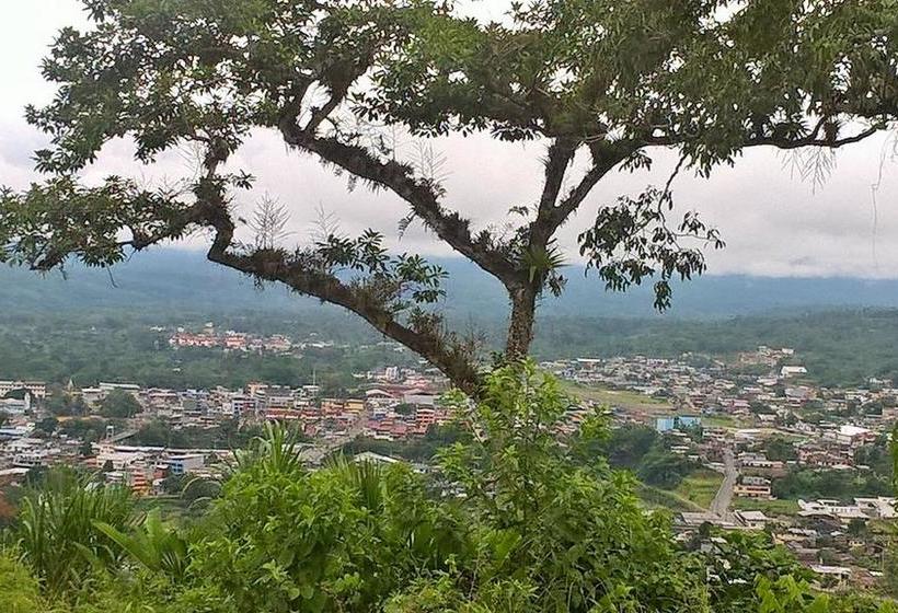 Albergue Hostal Tena