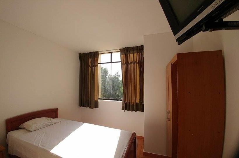 Hotel Divari | Ica | Ica | Perú 1