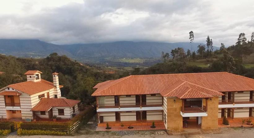 Hotel Campestre La Periquera