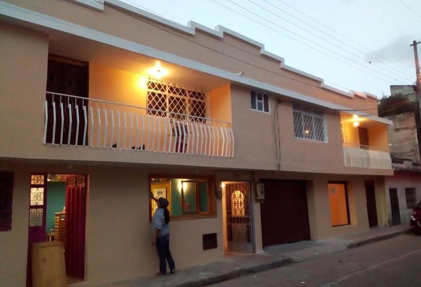 Albergue Hospedaje Los Ponchos | Otavalo | Imbabura | Ecuador 2