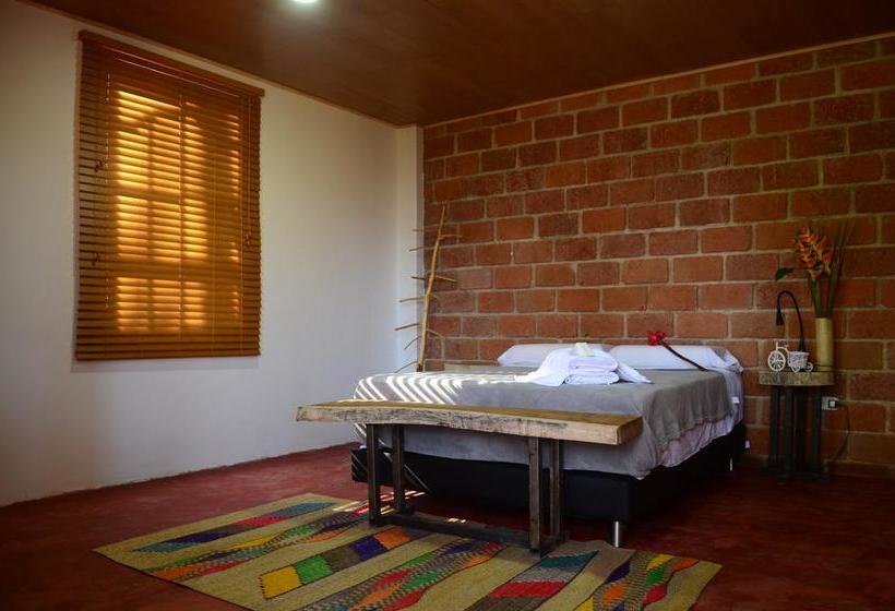 Bed and Breakfast Colores De La Sierra | Minca | Magdalena | Colombia 11