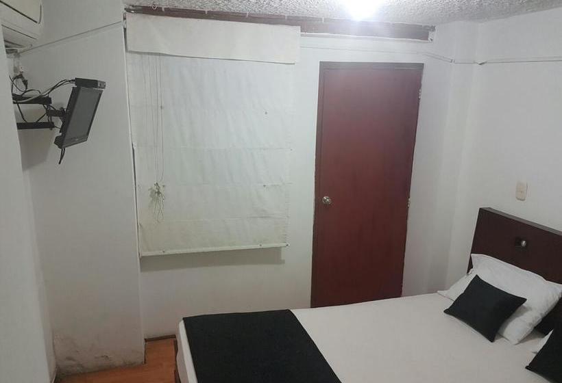 Albergue Hostal Casa Blanca | Bucaramanga | Santander | Colombia 1