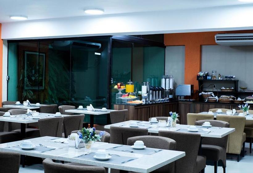 Hotel Howard Johnson Ciudad Del Este | Ciudad del Este | Paraguay | América del Sur 15