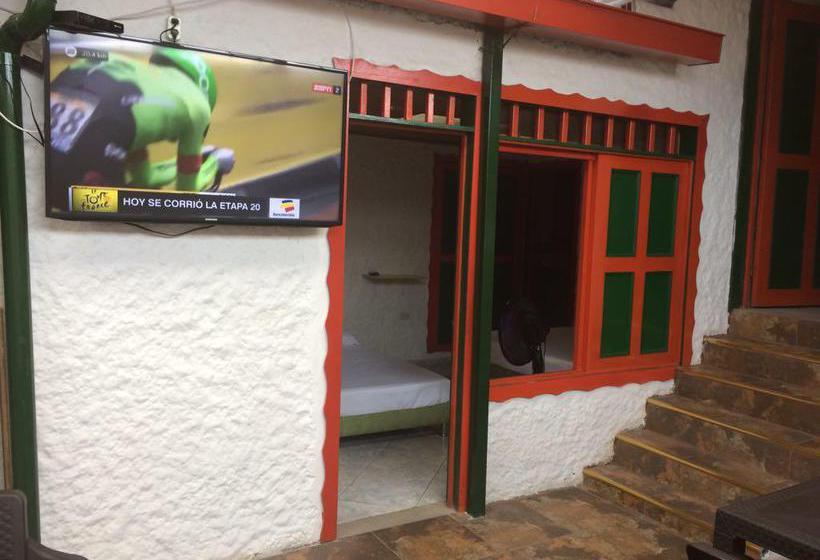 Bed and Breakfast Casa Hotel él Cafeto | Montenegro | Quindío | Colombia 3