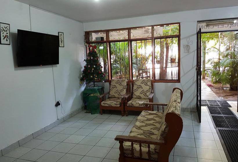 Hotel Hospedaje Español | Puerto Maldonado | Tambopata | Perú 16